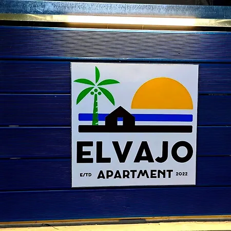 Elvajo Apartment *